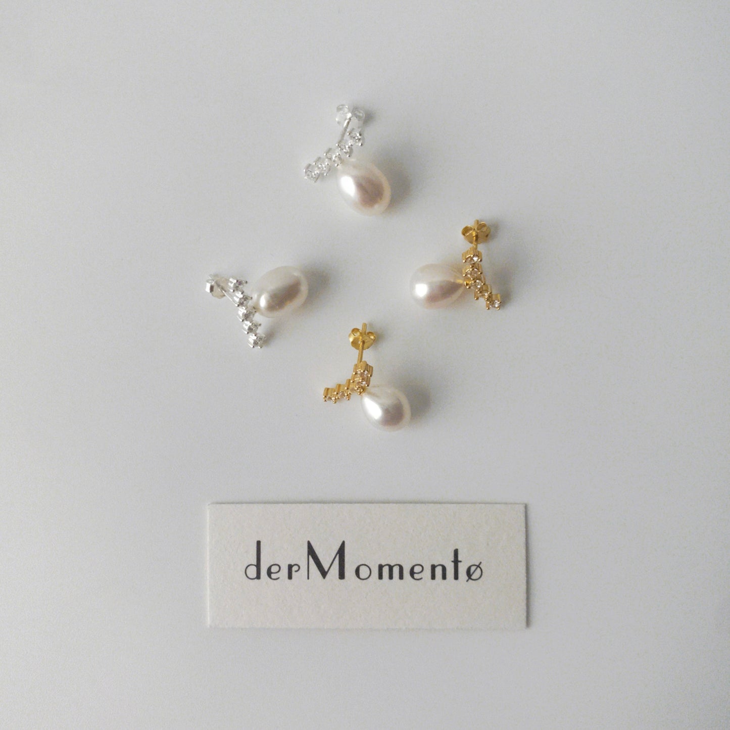 Lynn Pearl Stud Earrings by derMomentø