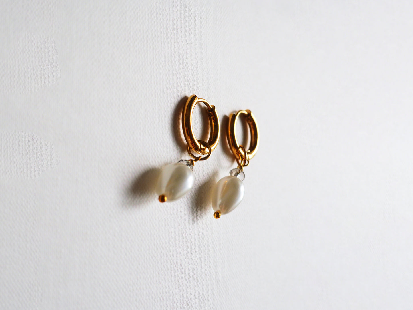 CRYSTAL TEAR Earrings in Gold Tone by Hoshocosho