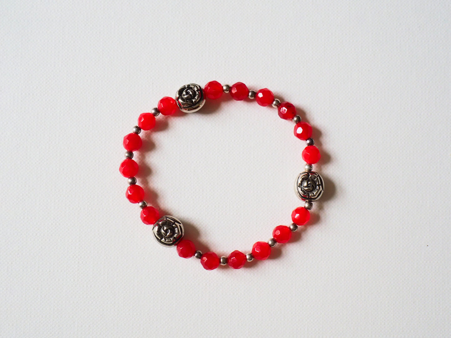 Red Agate and Silver-Plated Roses Bracelet by JANI