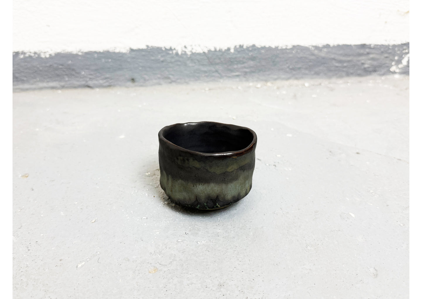 Ceramic D Cup Black-Grey by MAXIMILIAN GUTMAIR