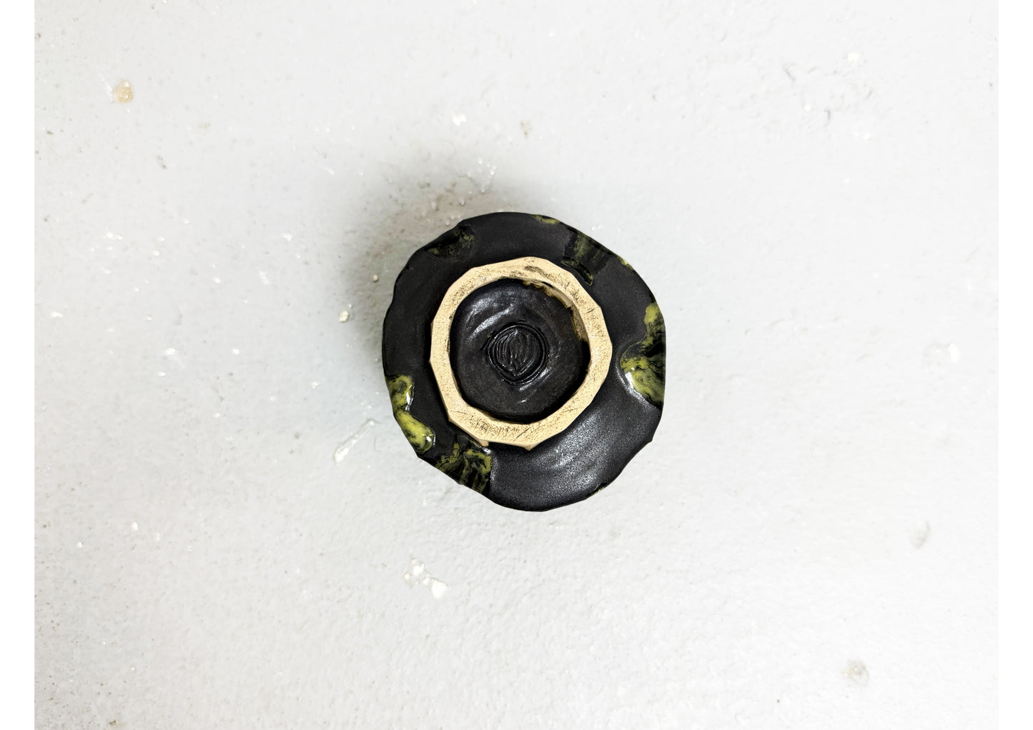 Ceramic Cup Black-Yellow by MAXIMILIAN GUTMAIR